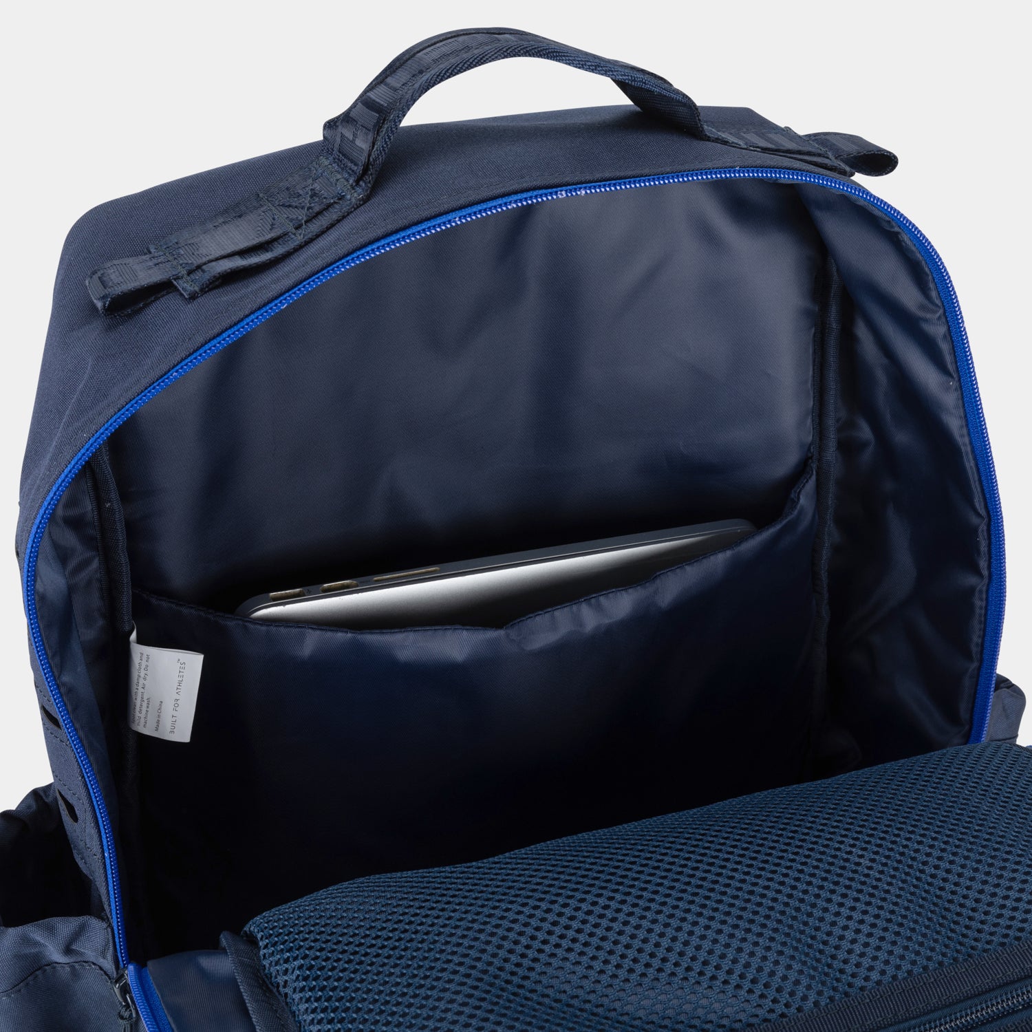 Atlassian Williams F1 Team x BFA Gym Backpack - Image 3
